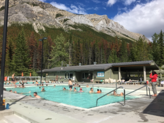‪Les sources de Miette: baignade de 14 à 40°C  - Canadian Rockies