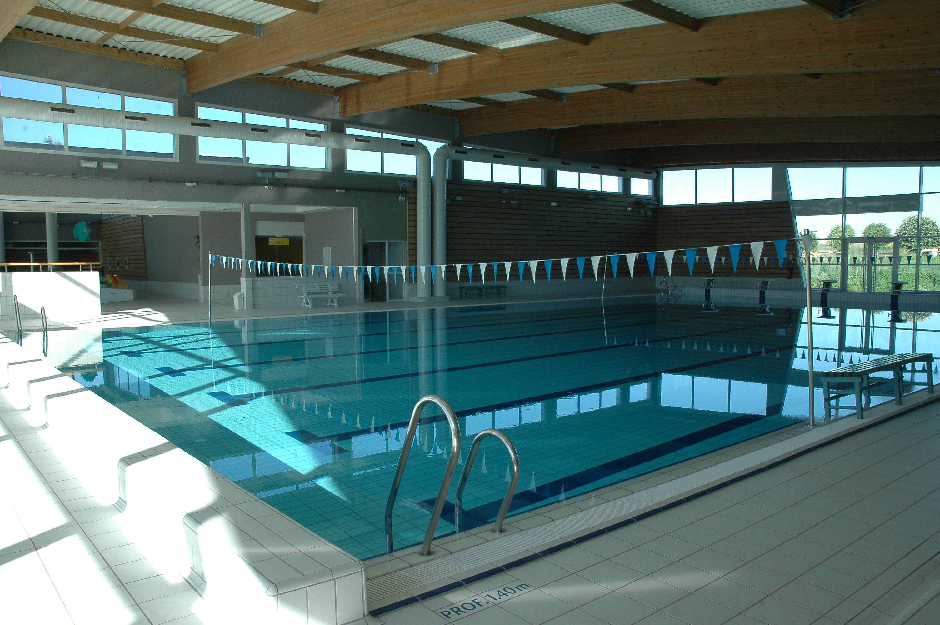 Piscine St Junien