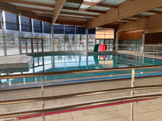 CENTRE NAUTIQUE - PISCINE À FERNEY VOLTAIRE
