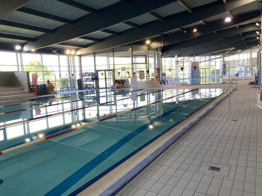 CENTRE AQUATIQUE JEAN-PIERRE D'HONNEUR À GUÉRANDE